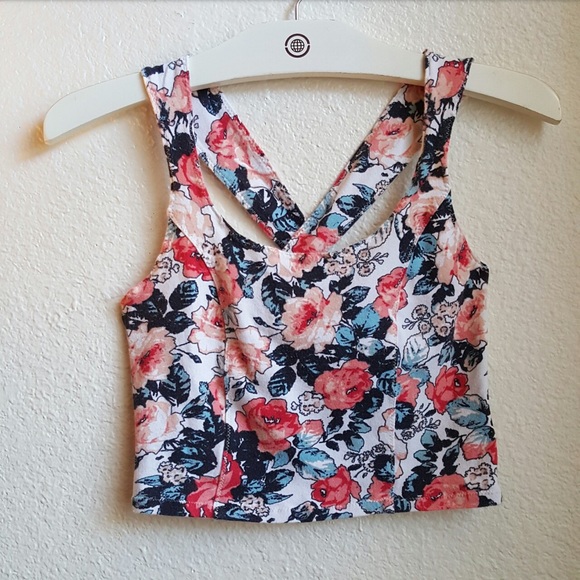 Urban Outfitters Tops - URBAN criss-cross floral festival crop top